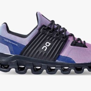 Limited edition ombré purple size 7.5 womens ON Cloudswift Edge Prism! Like new